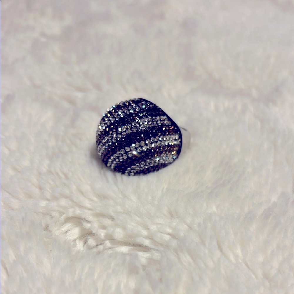 Henri Bendel Silver and Brown Textured Ring